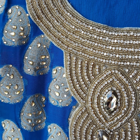 Paki mehndi themed shalwar kameez - Picture 2 of 7